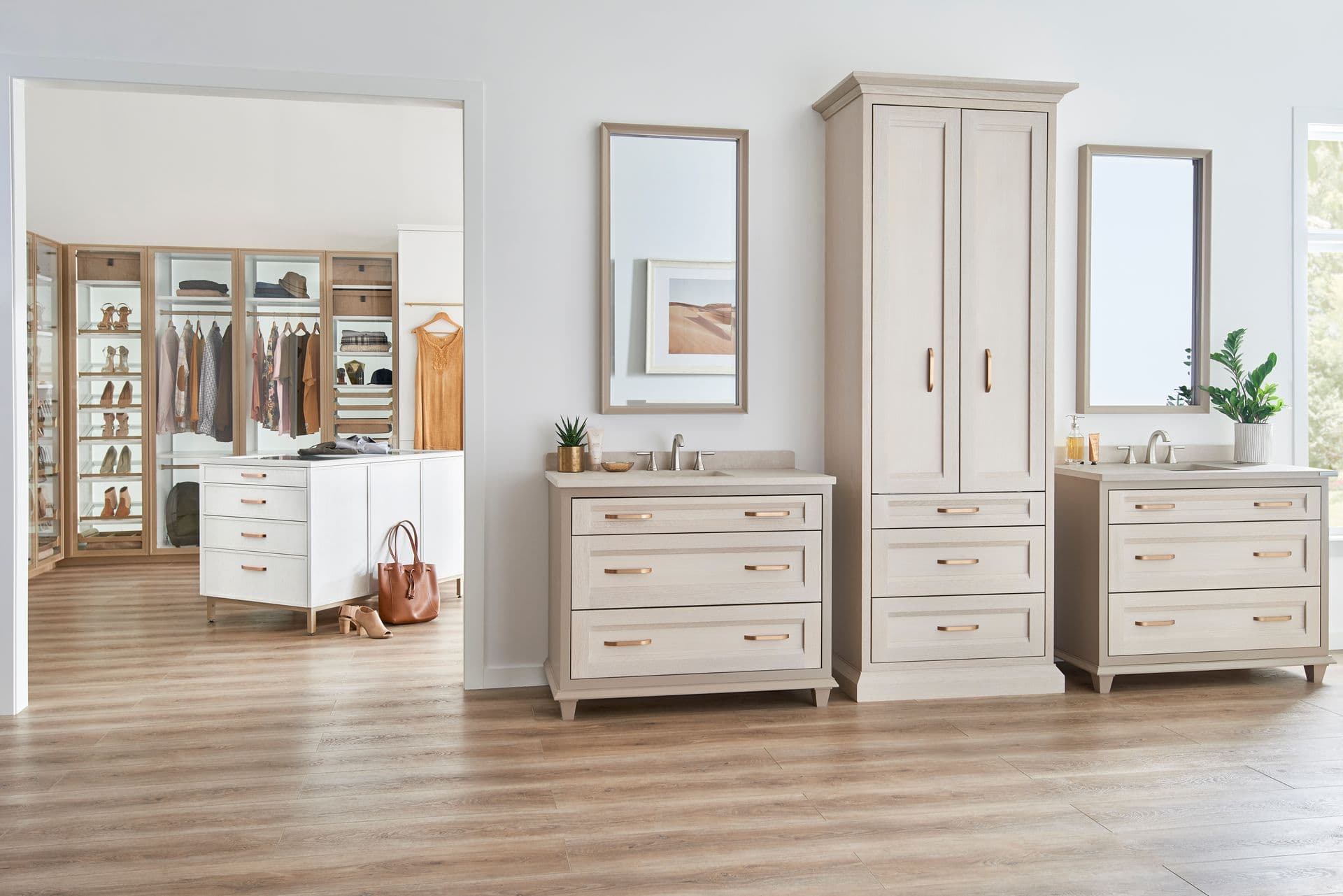 Elara_484-305 SBZ_OA.jpg